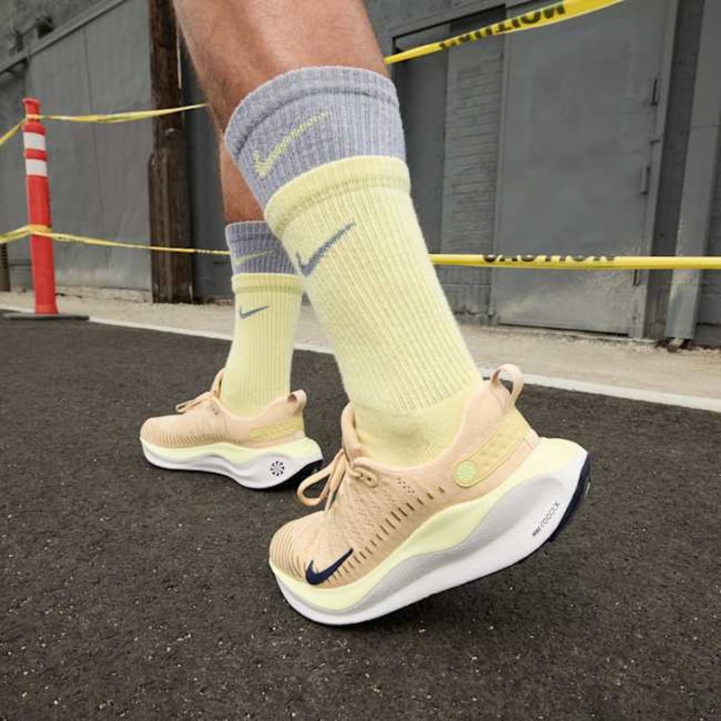 Nike InfinityRN 4 DR2665-200 02