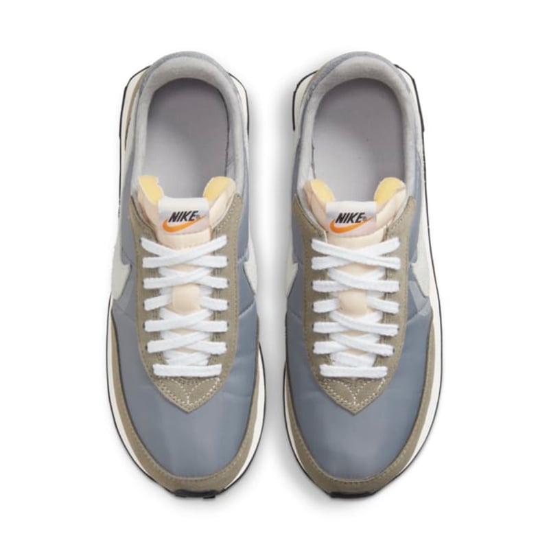 Nike Waffle Trainer 2 SE DM9090-011 04