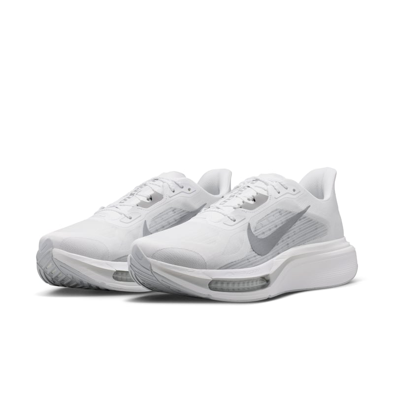 Chaussures de running Nike Pegasus Plus 2 "White & Grey Fog" | Homme | Course à pied | 05 | SPORTSHOWROOM