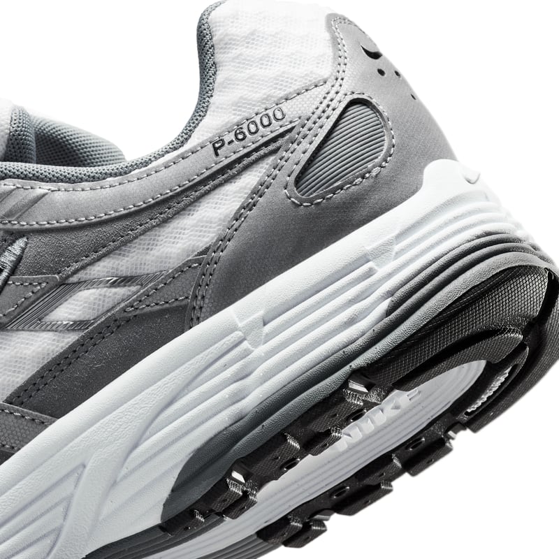 Nike P-6000 sneakers "White & Metallic Cool Grey" | Herre | Sportstyle | 07 | SPORTSHOWROOM