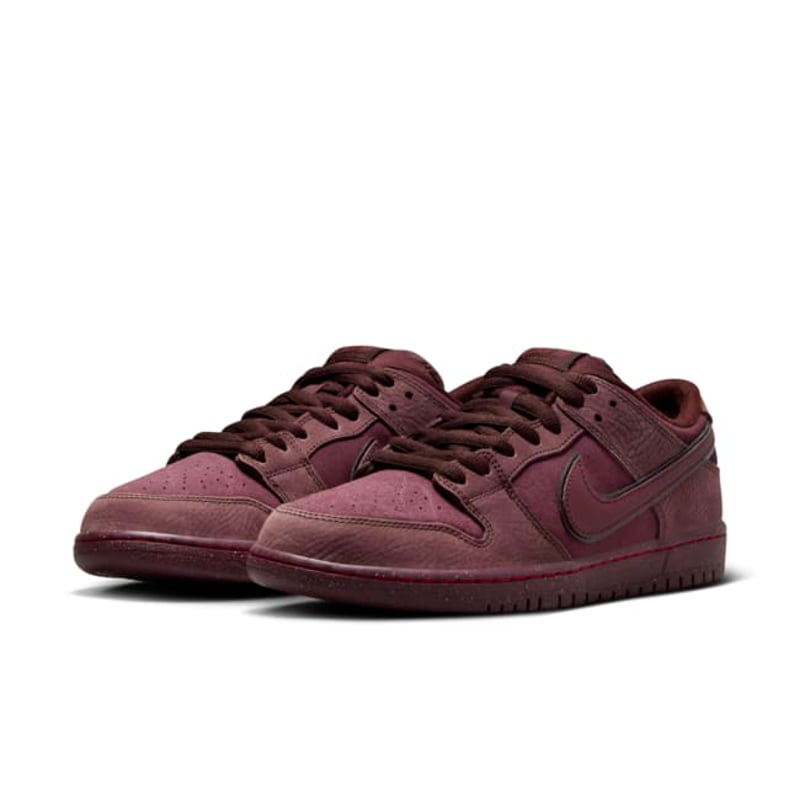 Nike SB Dunk Low ‘City of Love’ FN0619-600 05
