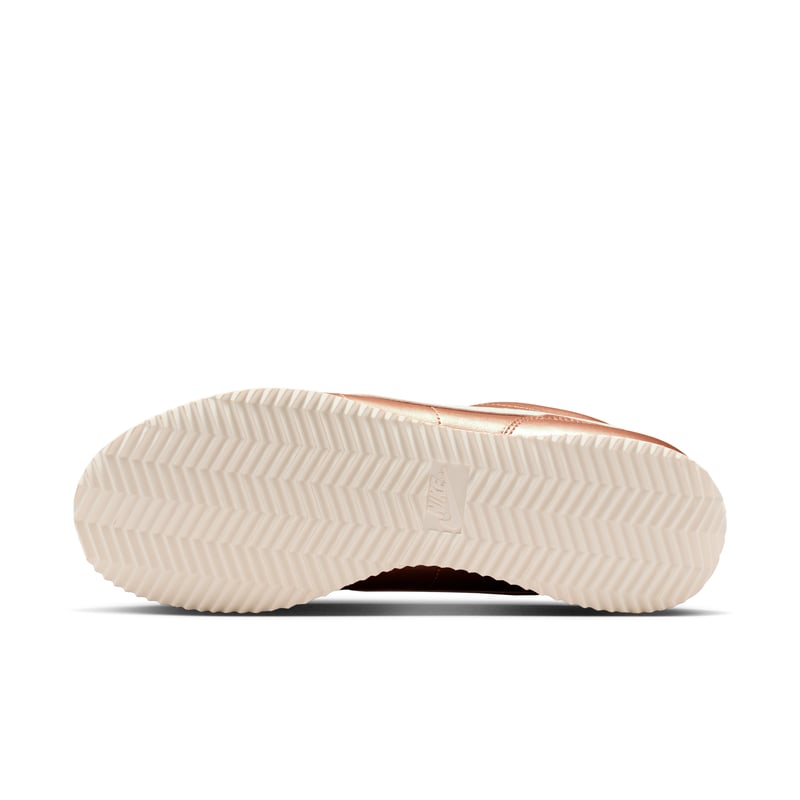Nike Cortez sneakers "Metallic Red Bronze & Rose Whisper" | Dame | Sportstyle | 02 | SPORTSHOWROOM