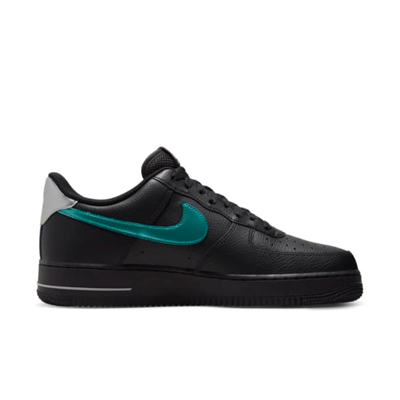 Nike Air Force 1 '07 FD0654-001 04