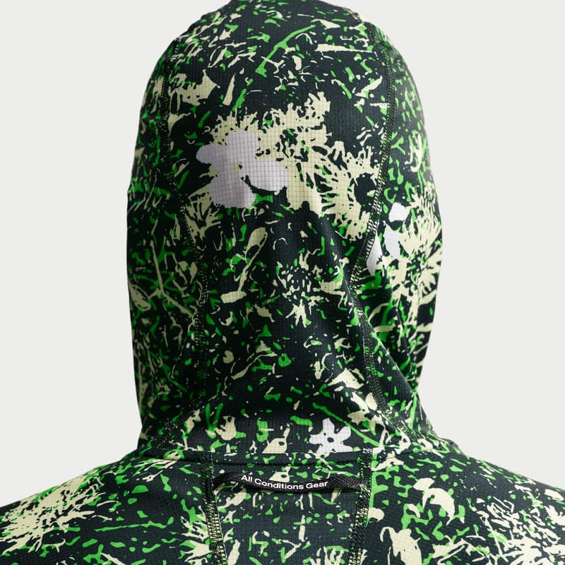 Nike ACG "Solar Chase" Dri-FIT UV Protection Hooded Top "Mean Green & Black Spruce" | Men | Outdoor | 06 | SPORTSHOWROOM