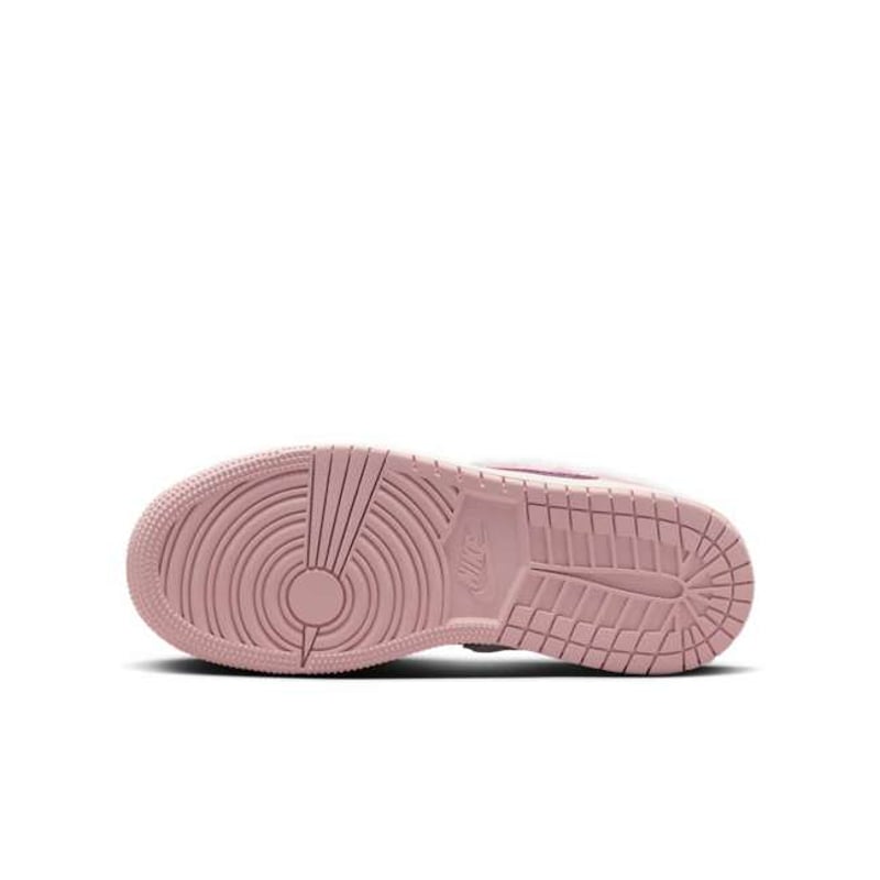 Jordan 1 Low SE FZ3928-200 02