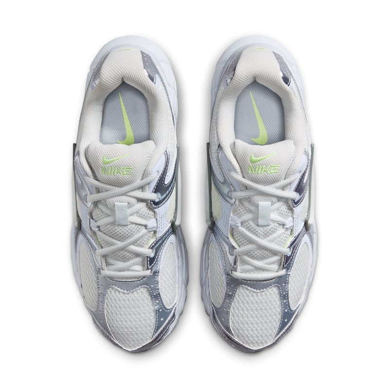 Sneakers Nike V5 RNR "Football Grey & Metallic Silver" | Donna | Sportstyle | 04 | SPORTSHOWROOM
