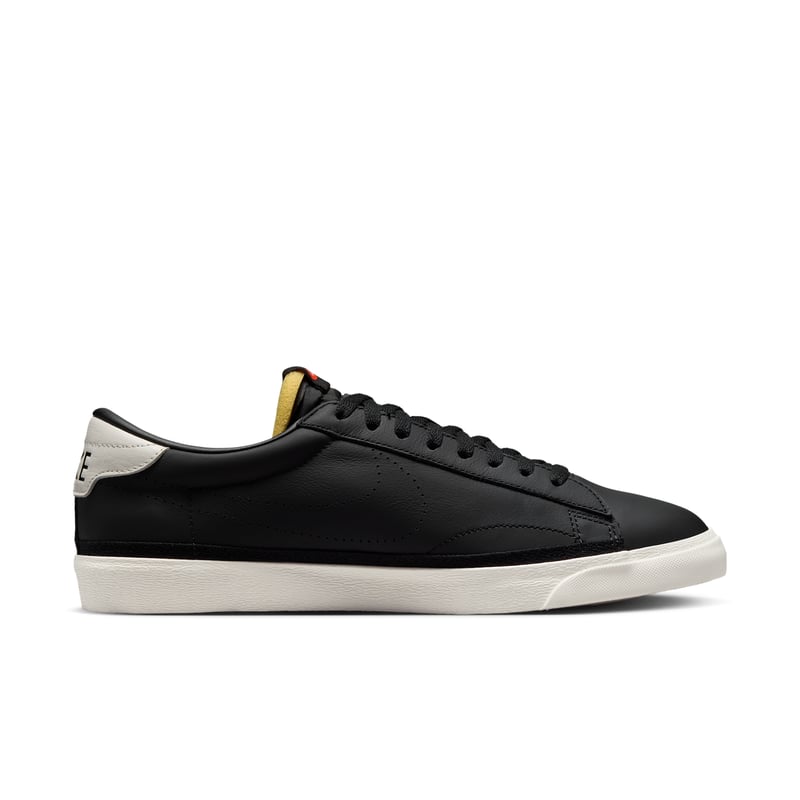 Nike Tennis Classic IO1738-001 03
