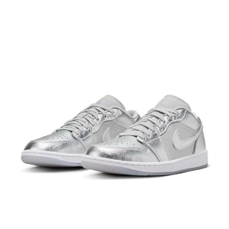 Jordan 1 Low SE FN5030-001 05