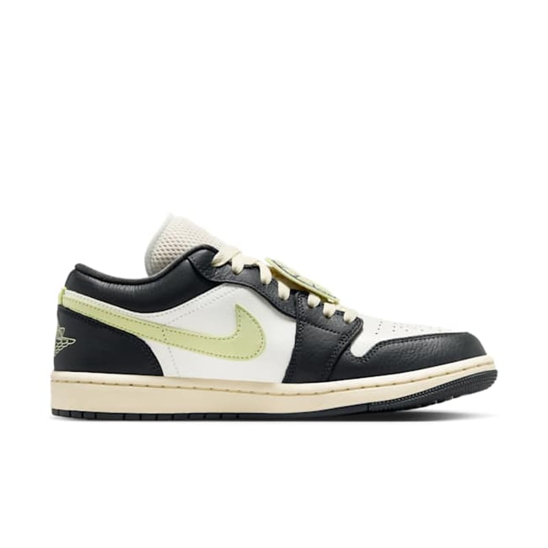Jordan 1 Low SE HQ3009-003 03