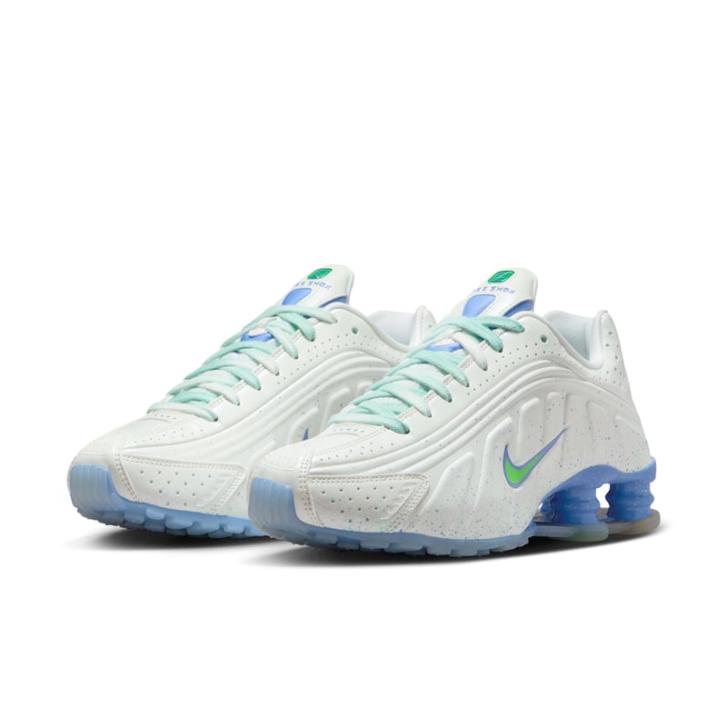 Nike Shox R4 IH2343-100 05