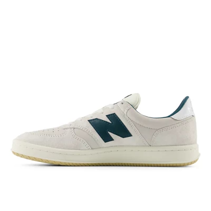 New Balance T500 Sneaker "Reflection & Medusa Green" | Damen & Herren | Sportstyle | 01 | SPORTSHOWROOM