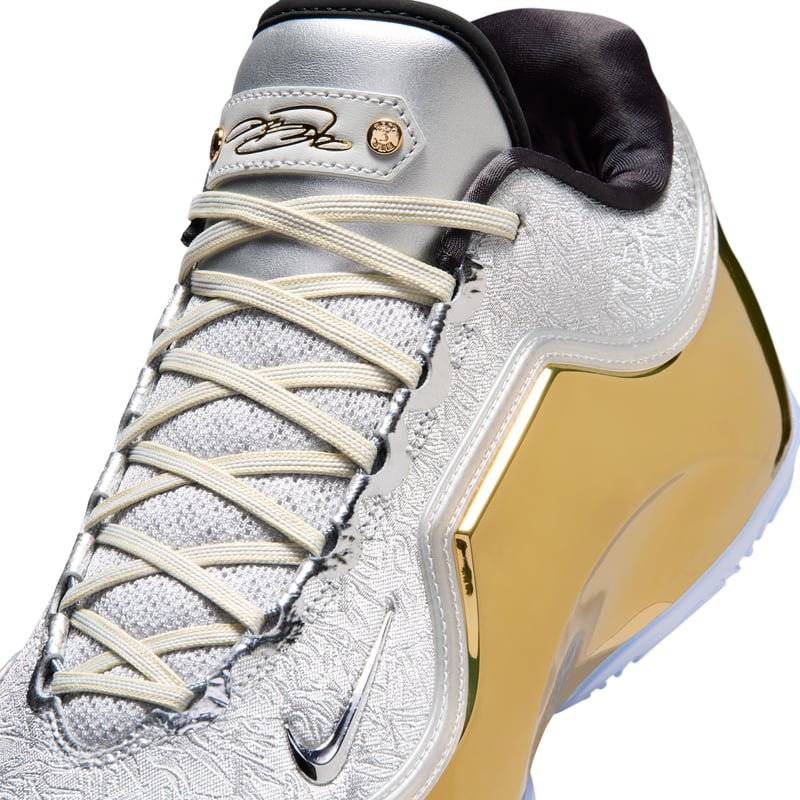 Nike LeBron 23 IF0695-001 07