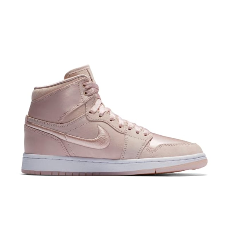 Jordan 1 Retro High AO1847-650 03