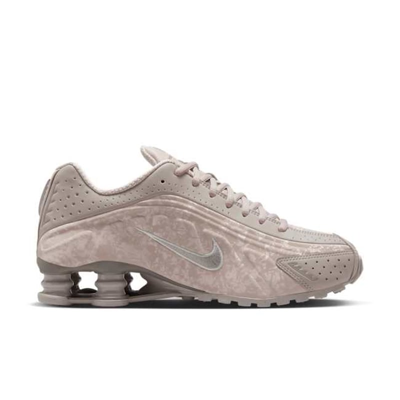 Nike Shox R4 HV0934-001 03