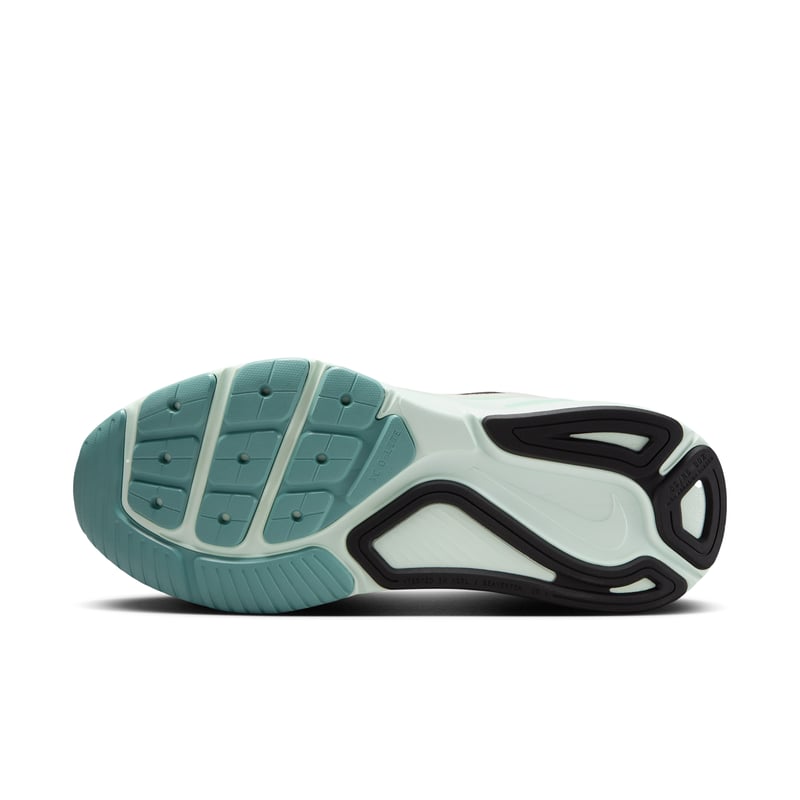 Nike Structure 26 (Extra Wide) HQ2589-100 02