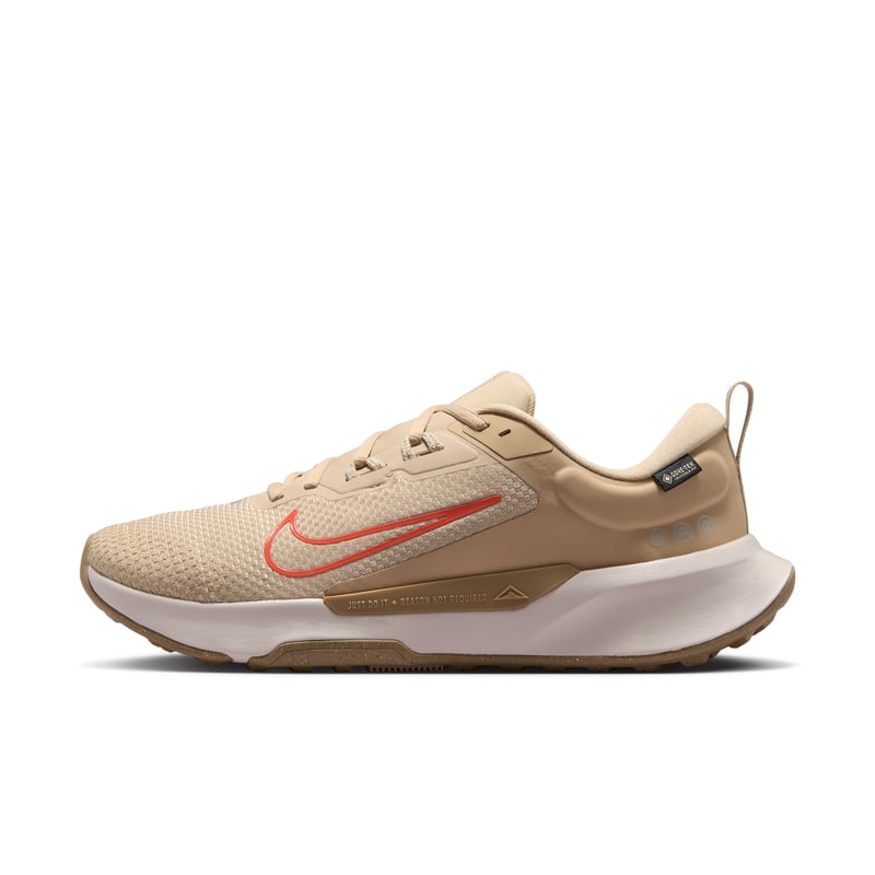 Обувки Nike Juniper Trail 2 GORE-TEX "Linen & Light Crimson" | Мъже | Открито | 01 | SPORTSHOWROOM
