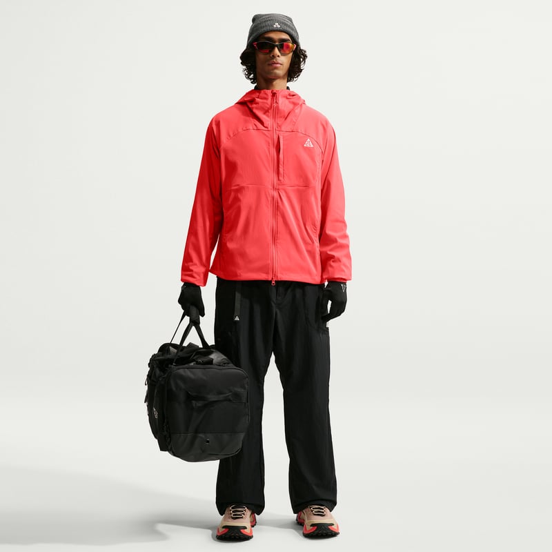 Nike ACG "Five Towers" UV Protection Jakke "Light Crimson" | Herre | | 04 | SPORTSHOWROOM