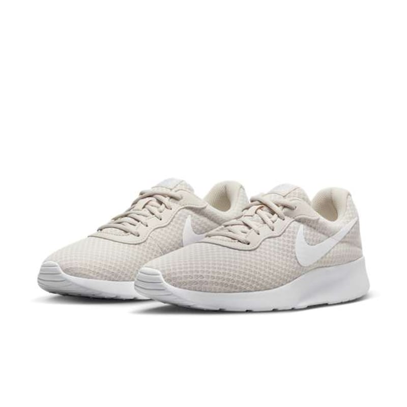 Nike Tanjun DJ6257-106 05