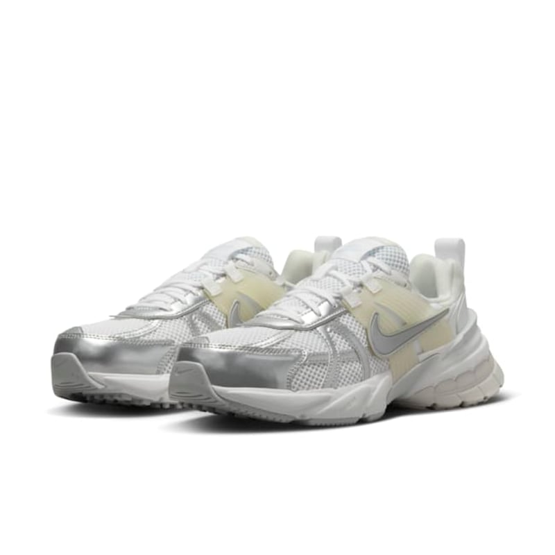 Nike V2K Run FD0736-104 06