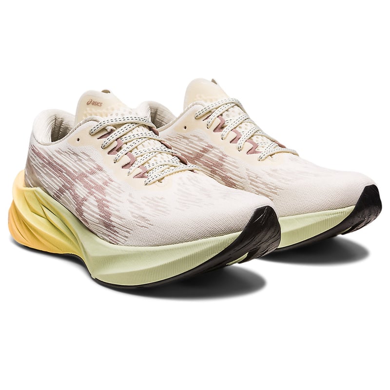 ASICS Novablast 3 1012B288-101 02