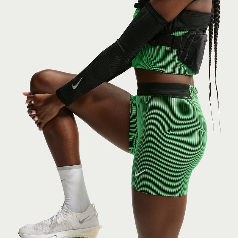 Nike AeroSwift Dri-FIT ADV Tights "Illusion Green" | Damen | Laufen | 03 | SPORTSHOWROOM