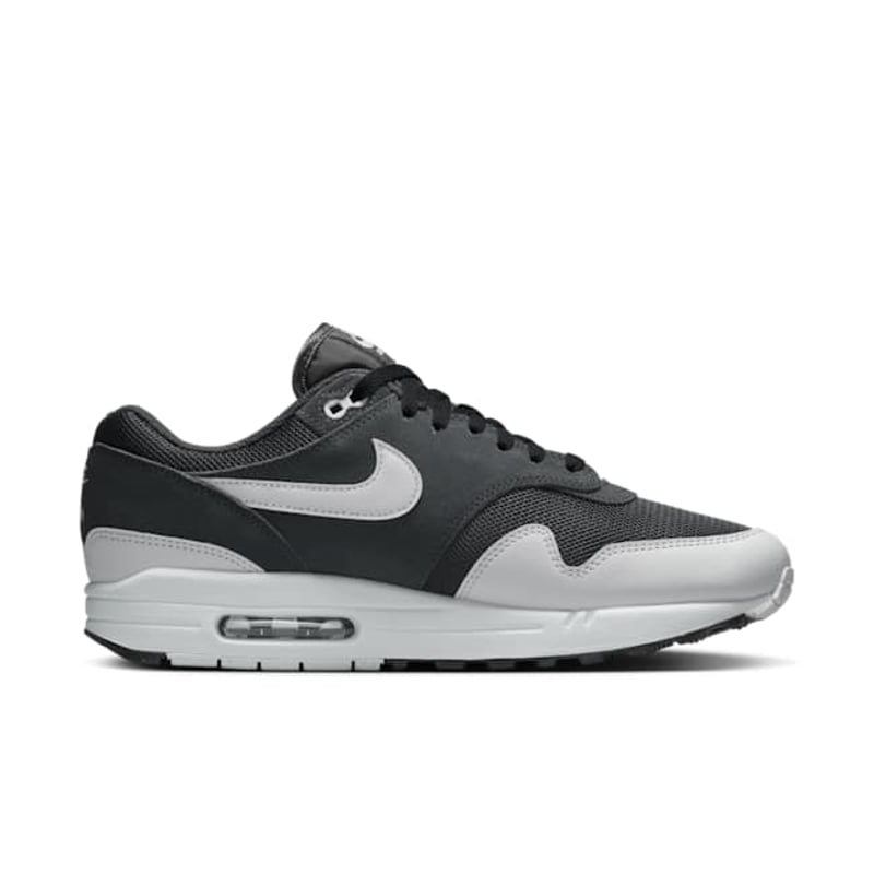 Nike Air Max 1 Essential FZ5808-007 03