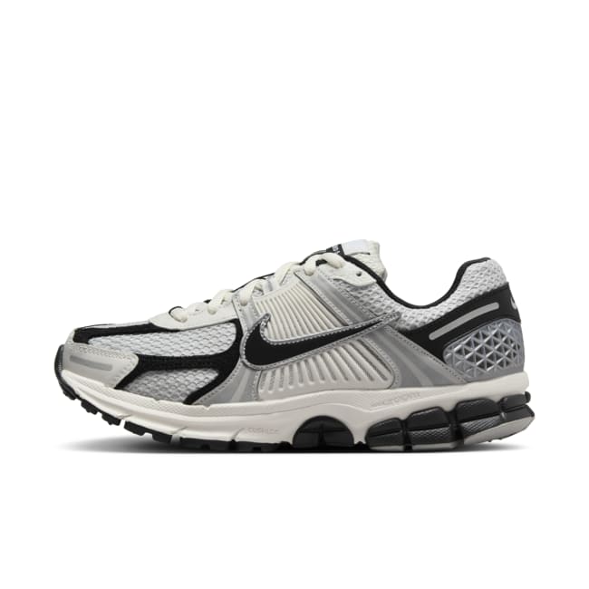 Nike Zoom Vomero 5 runners "Photon Dust & Black" | Men | Sportstyle | 01 | SPORTSHOWROOM
