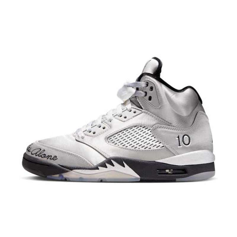 Jordan 5 Retro IO2038-001 01