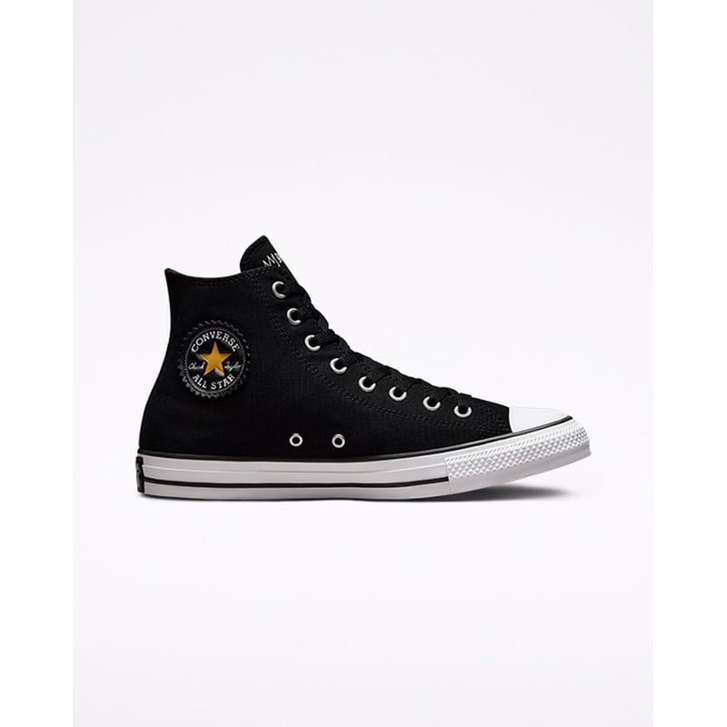 Converse Chuck Taylor All Star High x Jean-Michel Basquiat 172586C 01