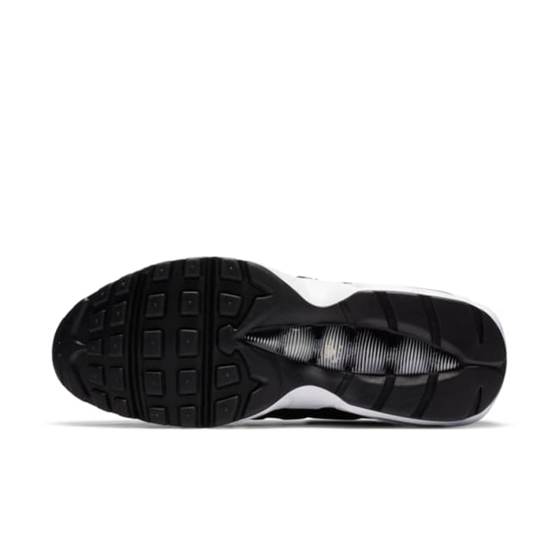 Nike Air Max 95 Essential CK7070-001 02