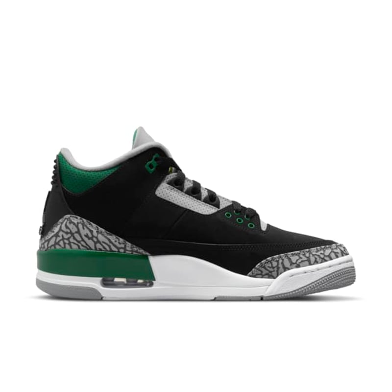 Jordan 3 Retro CT8532-030 03