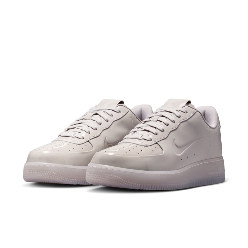 Zapatillas Nike Air Force 1 "Made in Italy" | Mujer | Estilo deportivo | 04 | SPORTSHOWROOM