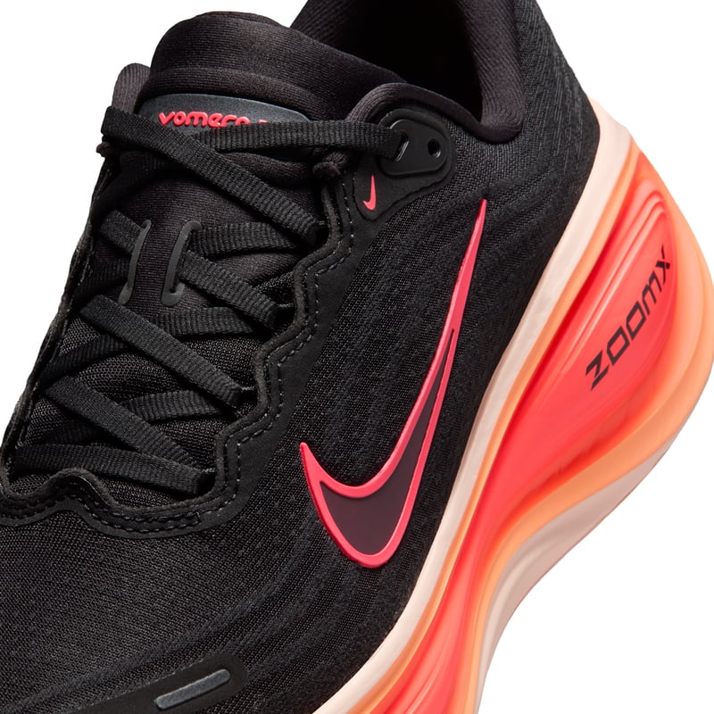 Nike Vomero Plus HV8154-010 07
