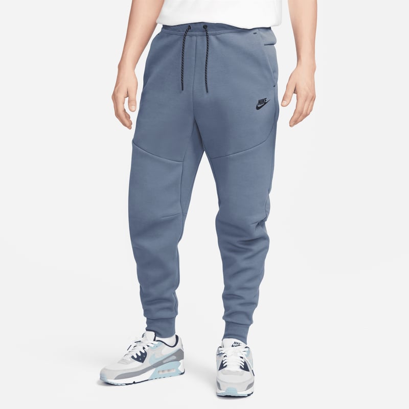 Nike Tech Fleece | 90 FTBL