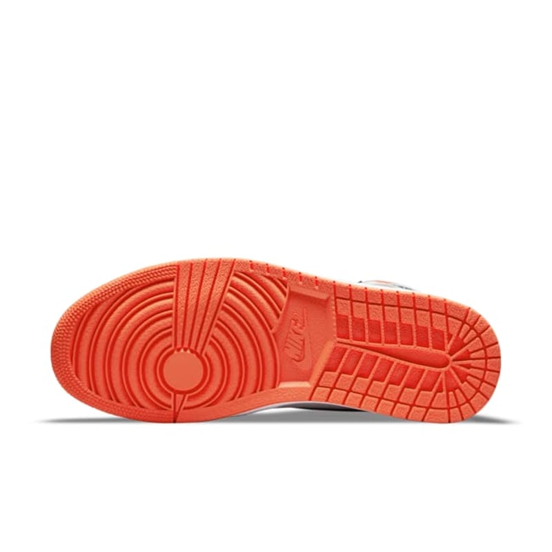 Jordan 1 Retro High OG 555088-180 02