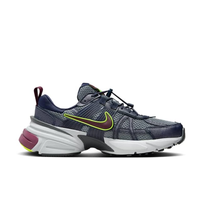 Nike V2K Run FV6602-400 03