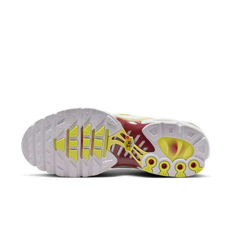 Nike Air Max Plus FZ4348-100 03
