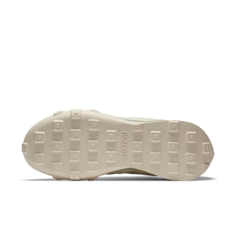 Nike Waffle Racer LX QS CW1274-100 02