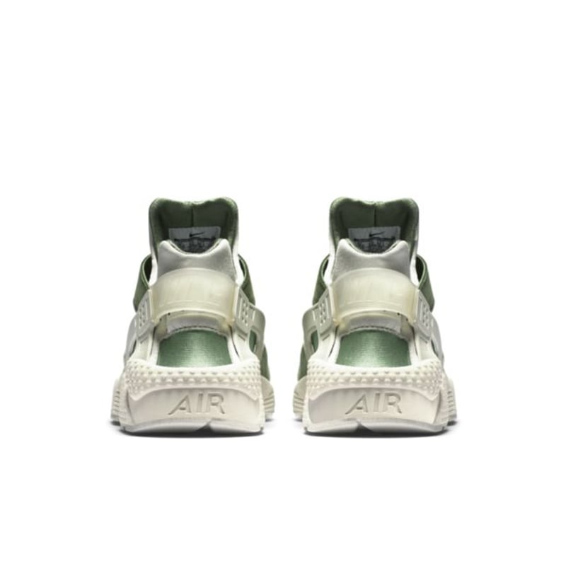 Nike Air Huarache Premium 704830-300 06