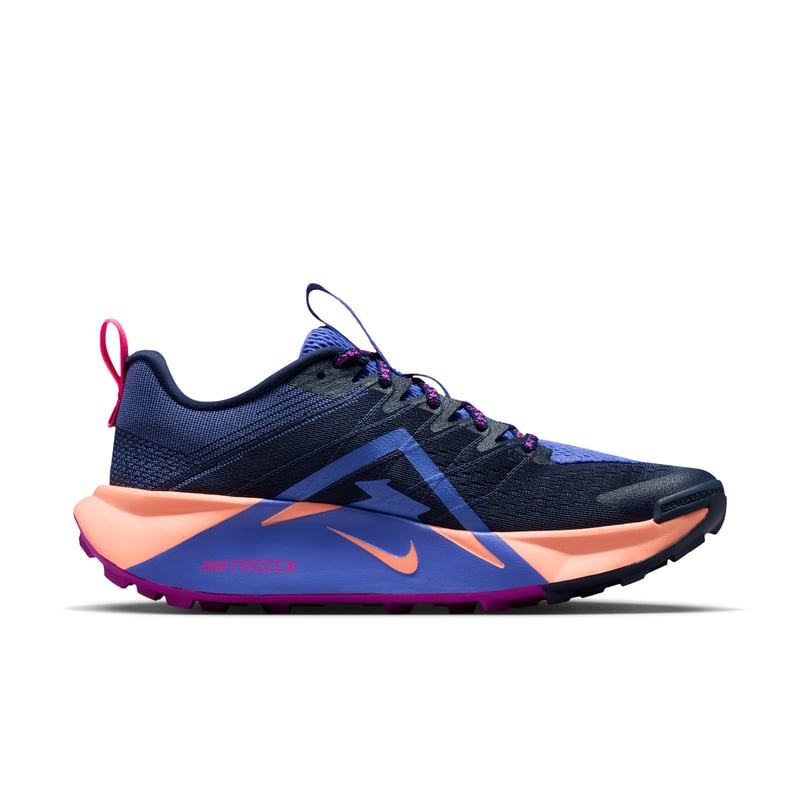 Nike Wildhorse 10 trail runners "Midnight Navy & Orange Pulse" | Women | Outdoor | 03 | SPORTSHOWROOM