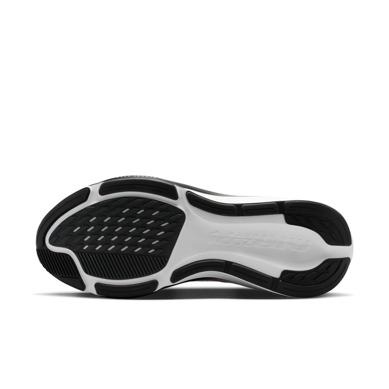 Nike Pegasus 42 EasyOn runners "Black & Dark Smoke Grey" | Men | Running | 02 | SPORTSHOWROOM