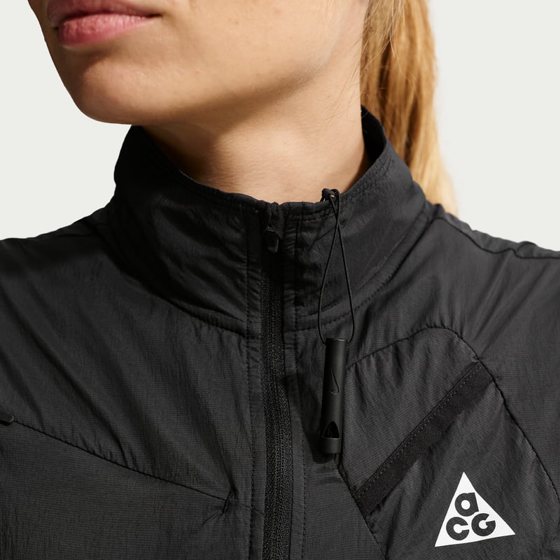 Top Nike ACG "Black" | Mujer | Aire Libre | 06 | SPORTSHOWROOM