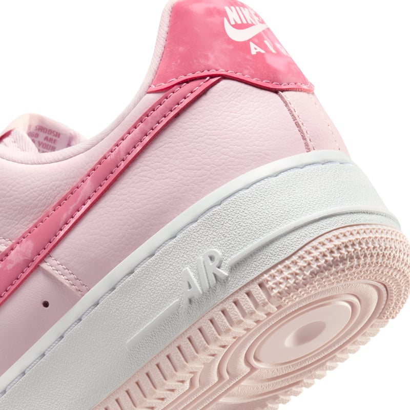 Tenisice Nike Air Force 1 '07 "Valentine's Day" | Žene | Sportstyle | 08 | SPORTSHOWROOM