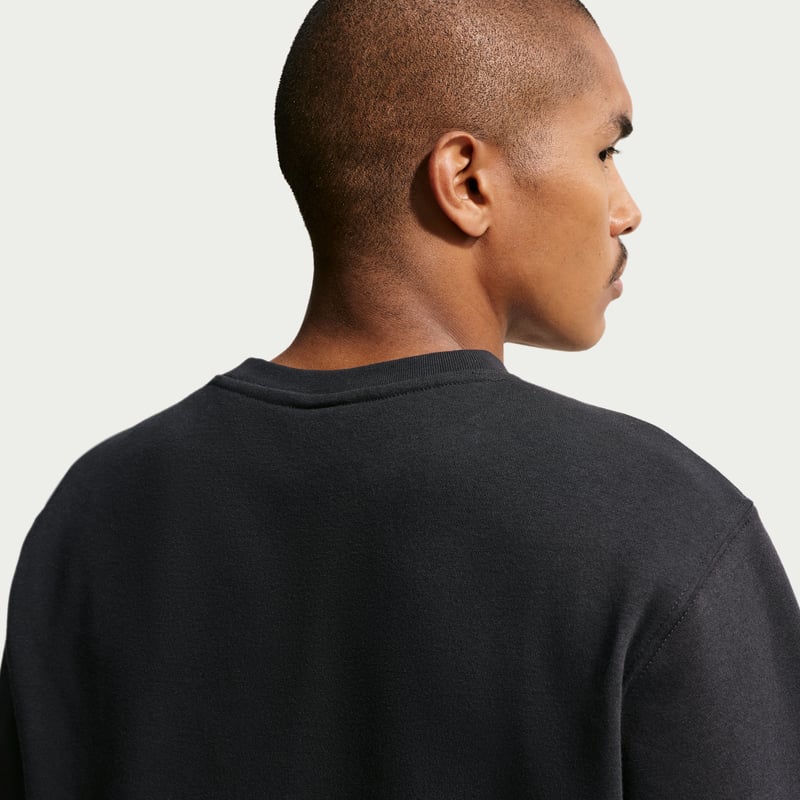 Nike Club Fleece Crew FN3886-010 02