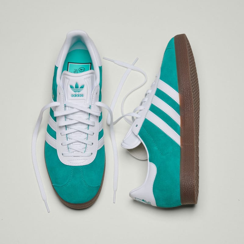 adidas Gazelle x Liverpool FC JR4159 04