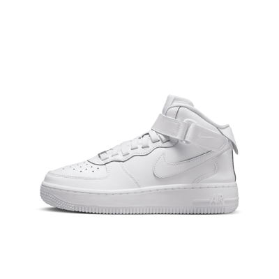 Nike Air Force 1 Mid | SPORTSHOWROOM