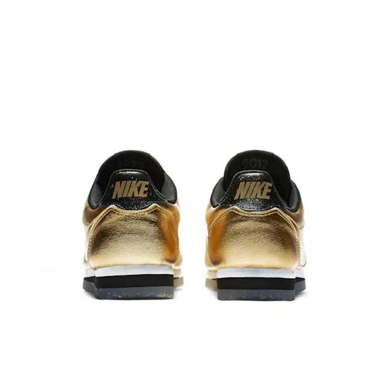 Nike Classic Cortez Leather SE 902854-700 06