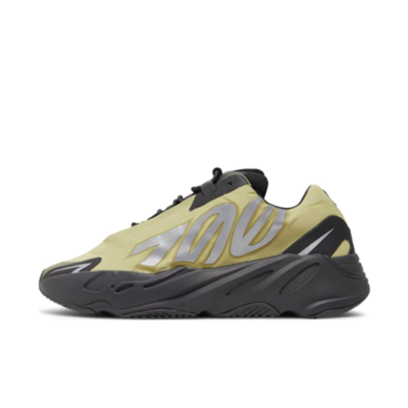 Yeezy Boost 700 MNVN GW9525 01
