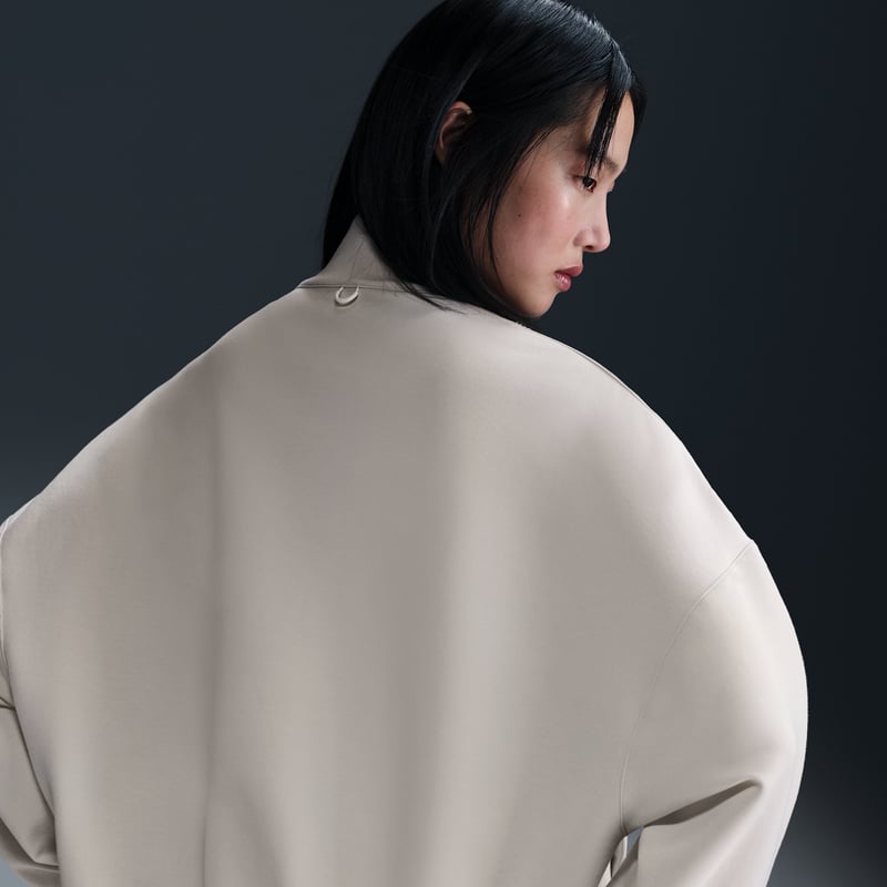 Nike 24.7 ImpossiblySoft Dri-FIT Oversized HQ8188-104 02