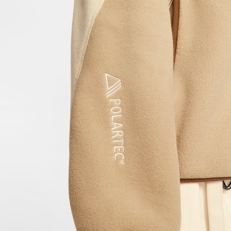 Nike ACG "Wolf Tree" 1/2-Zip Topp "Parachute Beige & Light Khaki" | Dame | | 06 | SPORTSHOWROOM